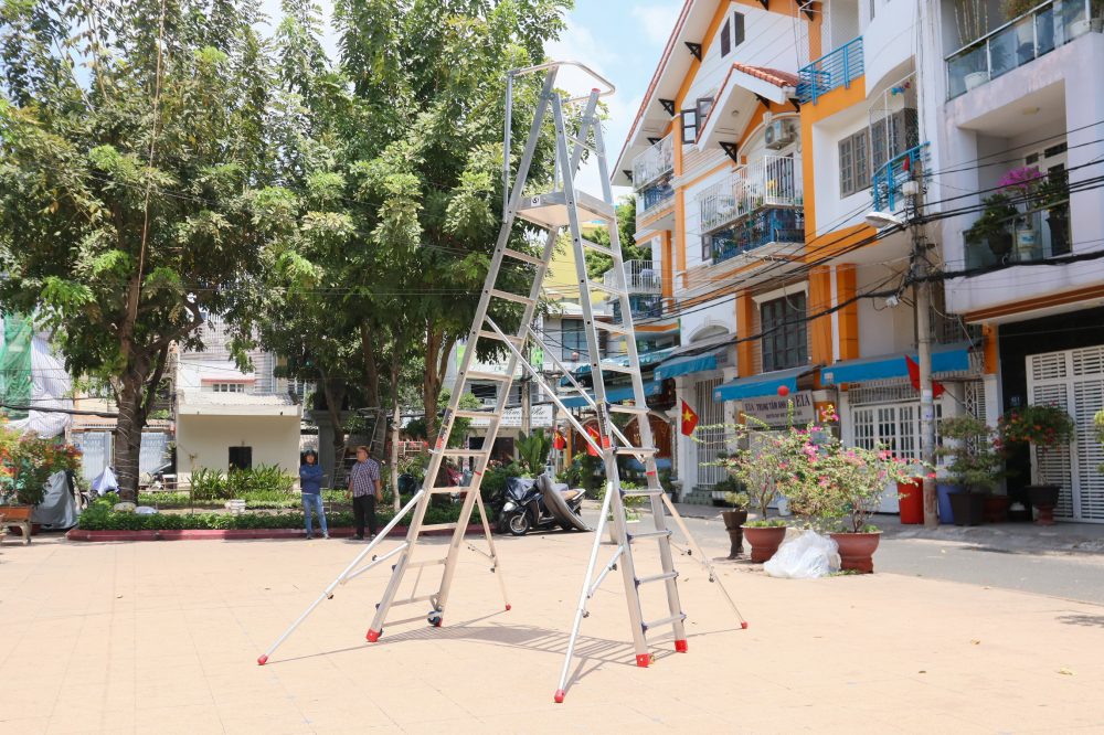 Thang nhôm an toàn Hàn Quốc Poongsan PSL-30(7+4) 3 thang nhom an toan han quoc poongsan psl 3074 10 1710309908